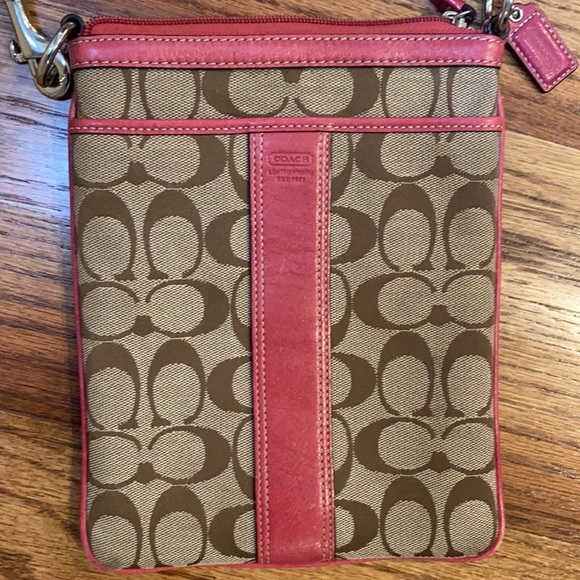 COACH Crossbody Pink Stripe adjustable Purse Bag - Picture 3 of 13